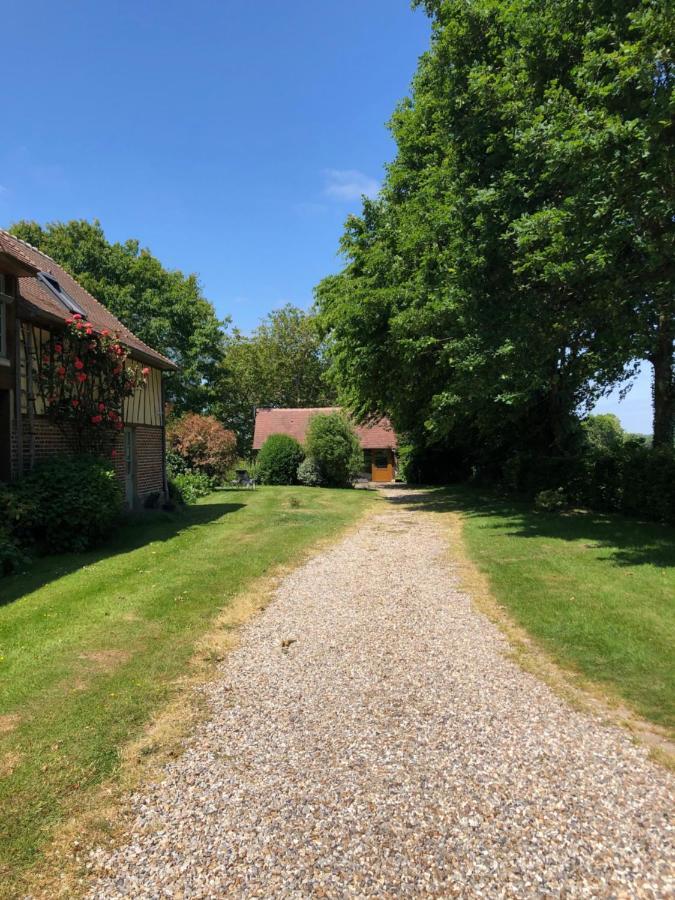 La Petite Saugere Villa Bosguérard-de-Marcouville Exteriör bild