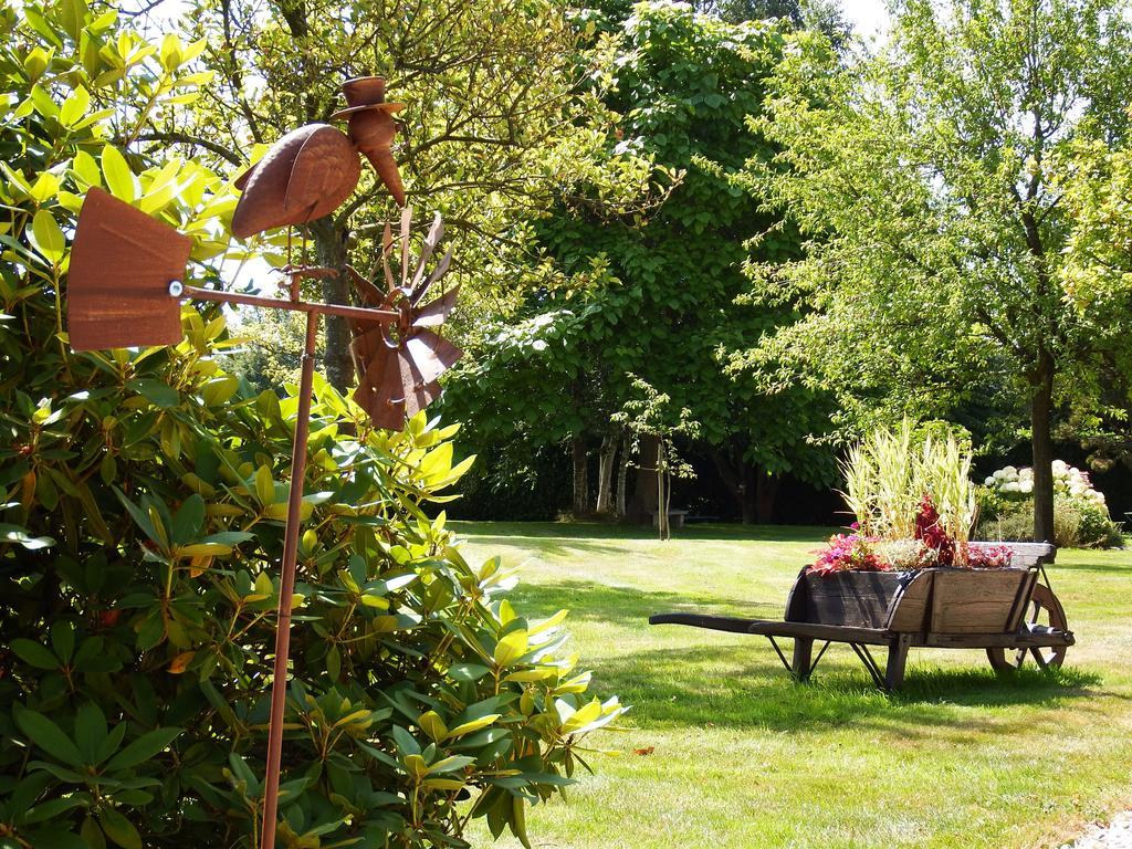 La Petite Saugere Villa Bosguérard-de-Marcouville Exteriör bild